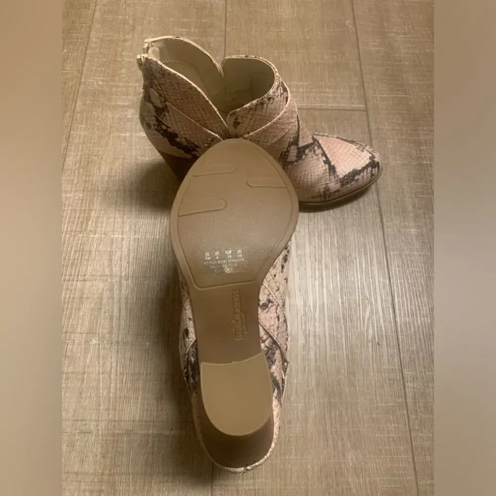 Fergalicious by fergie snake skin print booties brand new